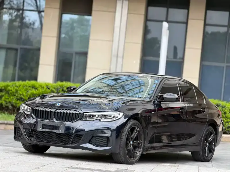 BMW 3 Series, 2022