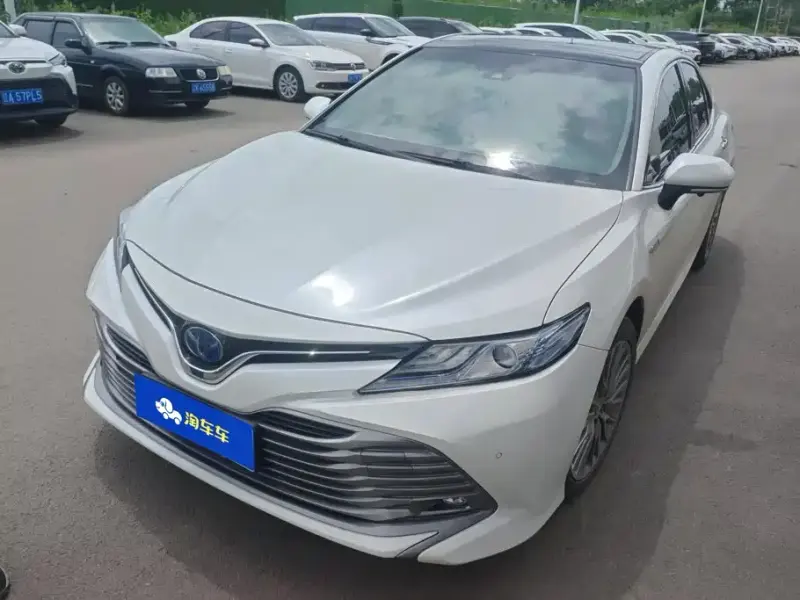 Toyota Camry, 2020