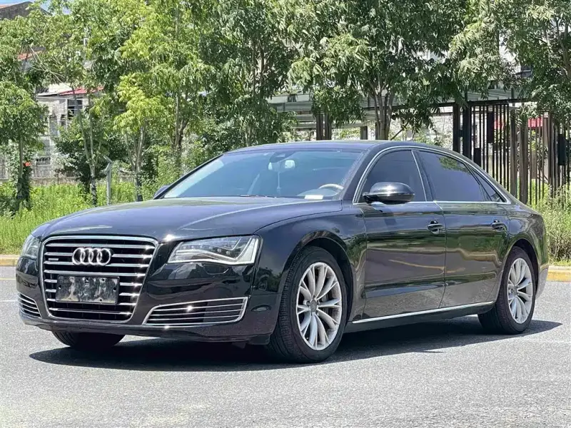 Audi A8, 2014