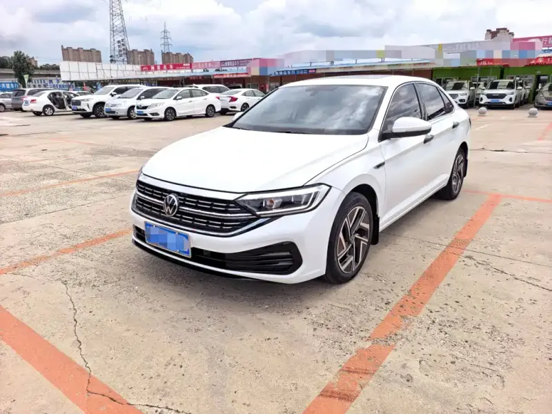 Volkswagen Sagitar, 2023