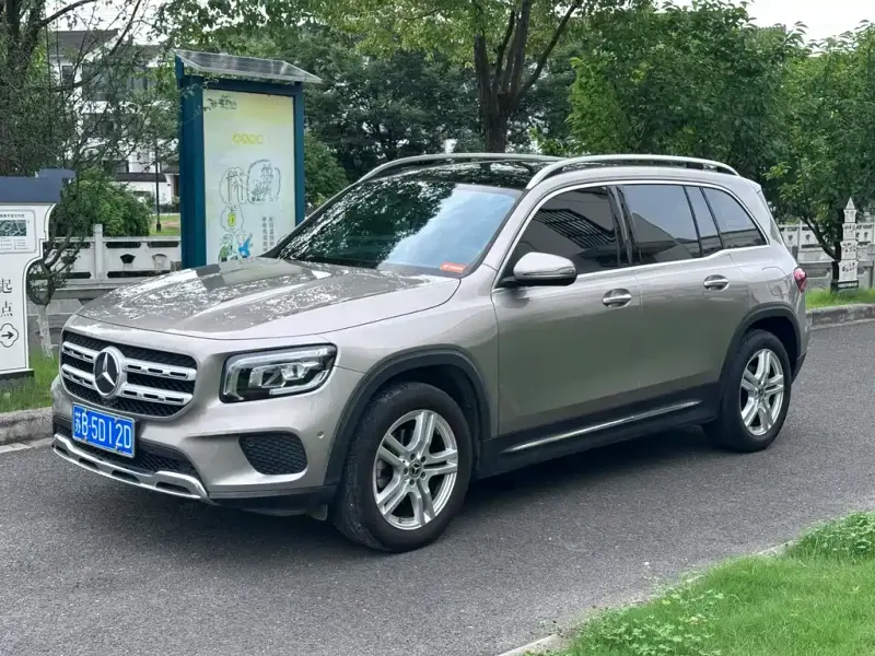 Mercedes-Benz GLB, 2020