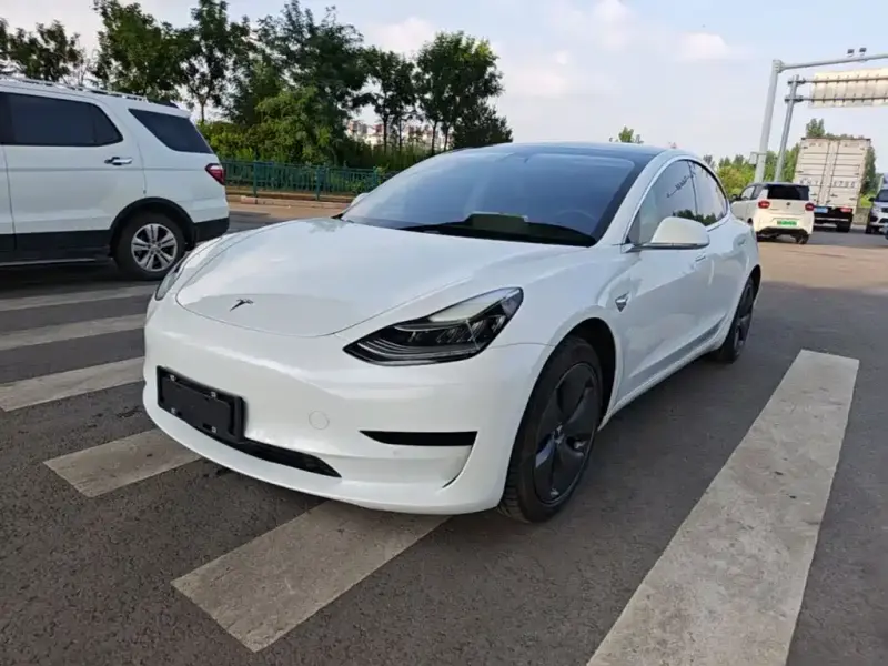 Tesla Model 3, 2020