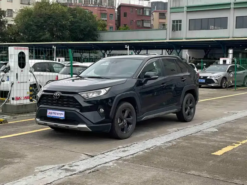 Toyota RAV4, 2022