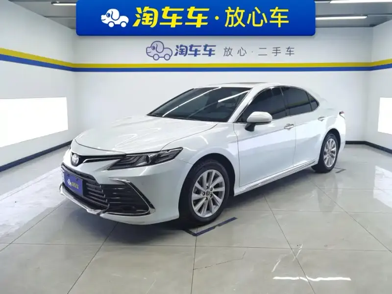 Toyota Camry, 2023