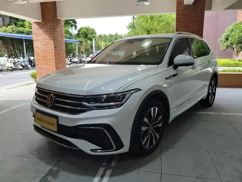 Volkswagen Tiguan L, 2023