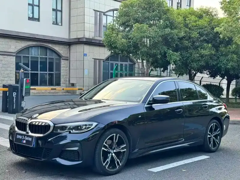 BMW 3 Series, 2021