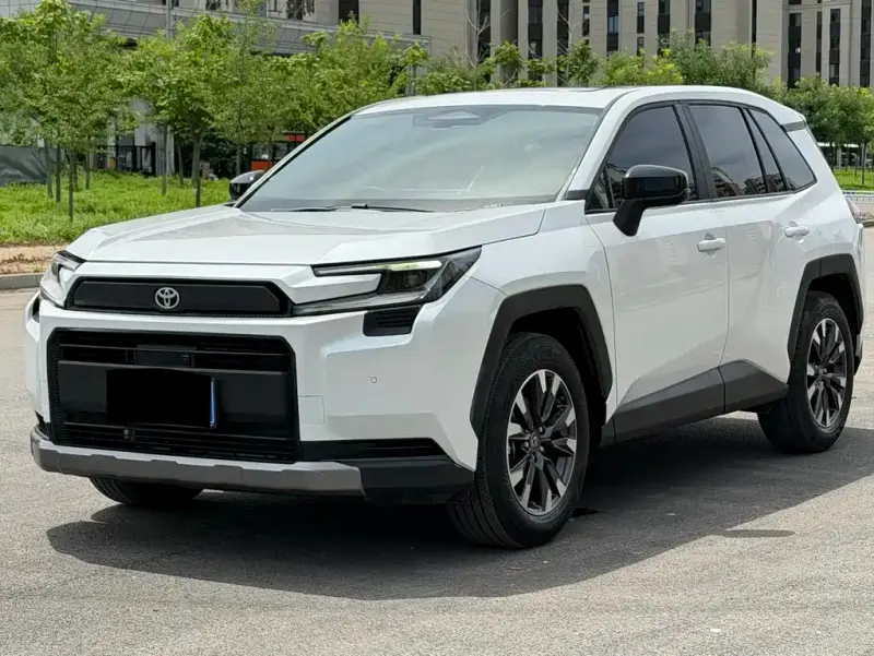 Toyota RAV4, 2026 — фото 1