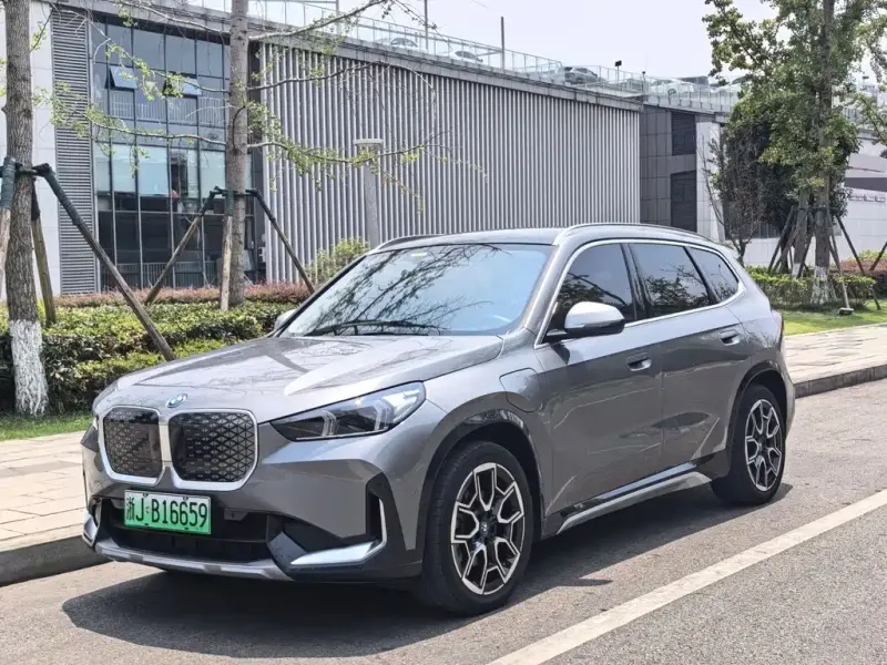 BMW iX1, 2023