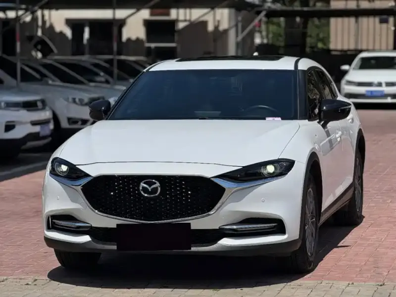 Mazda CX-4, 2023