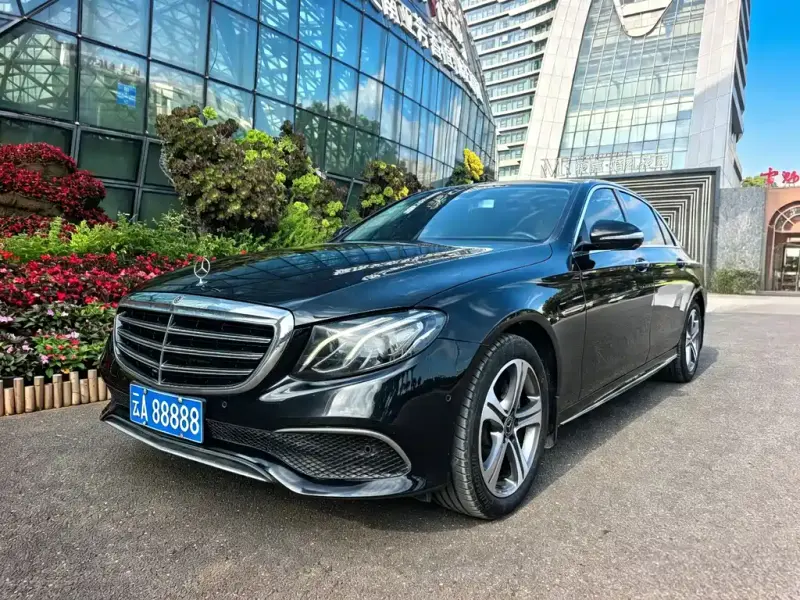 Mercedes-Benz E-Class, 2018 — фото 1