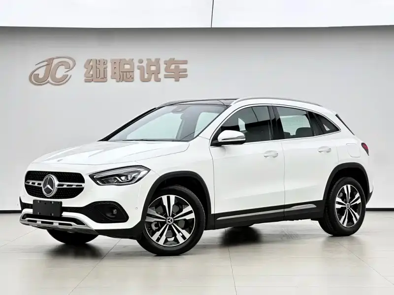 Mercedes-Benz GLA, 2023 — фото 1
