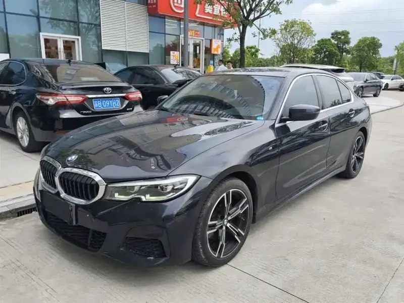 BMW 3 Series, 2022