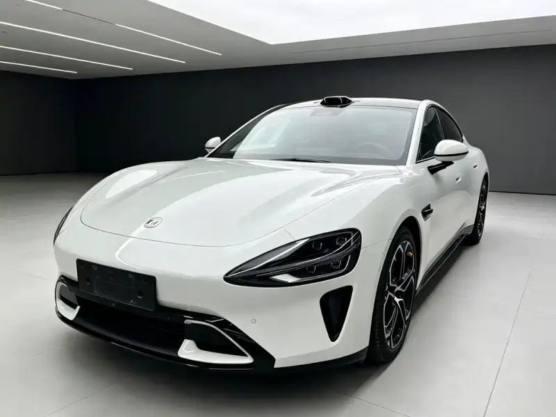 Xiaomi SU7, 2024