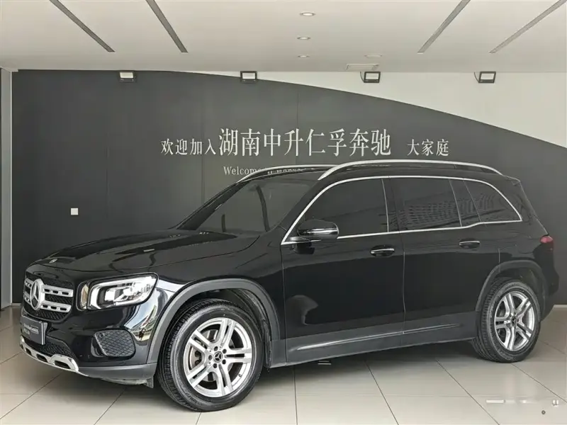 Mercedes-Benz GLB, 2023