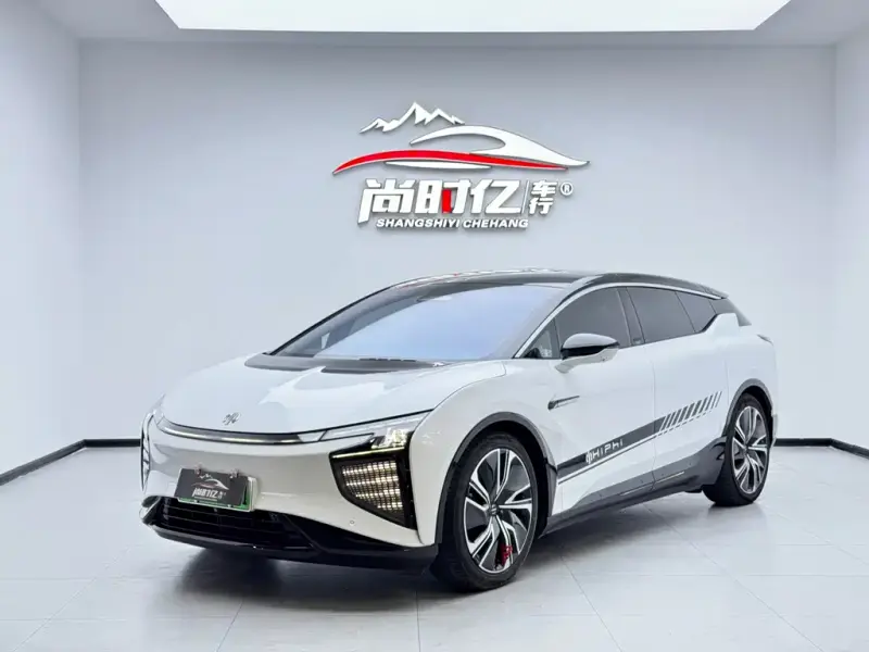 HiPhi X, 2024