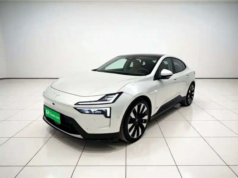 Polestar 4, 2024