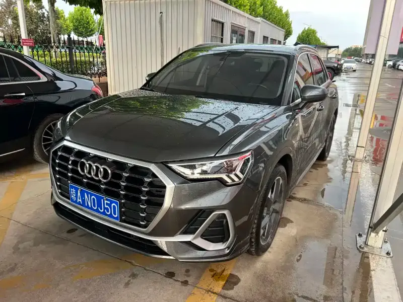 Audi Q3, 2022