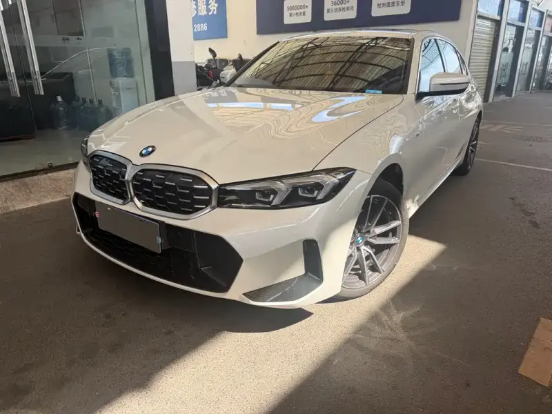 BMW 3 Series, 2023