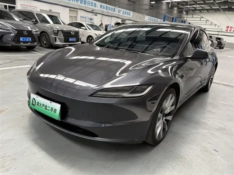 Tesla Model 3, 2024