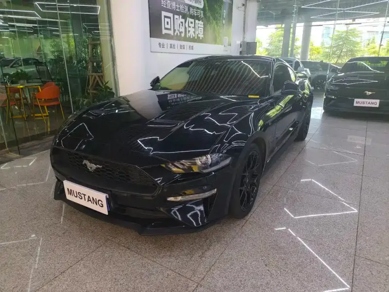 Ford Mustang, 2022