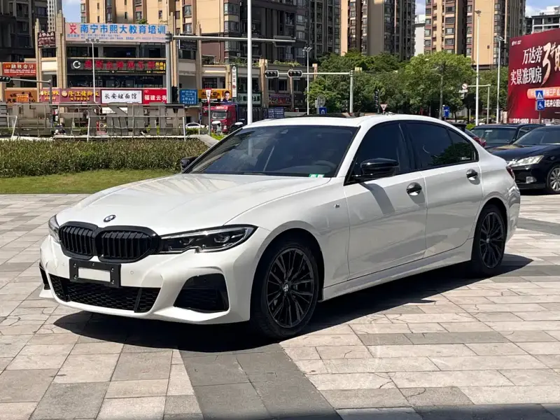 BMW 3 Series, 2021
