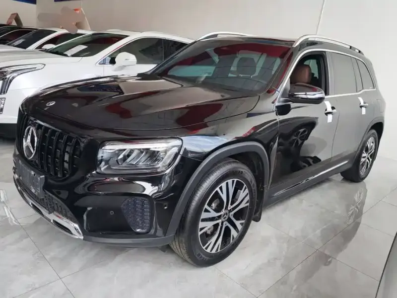 Mercedes-Benz GLB, 2024