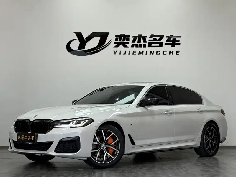 BMW 5 Series, 2022