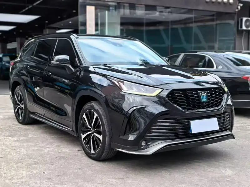 Toyota Crown Kluger, 2022