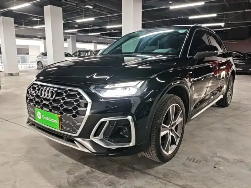 Audi Q5L, 2022