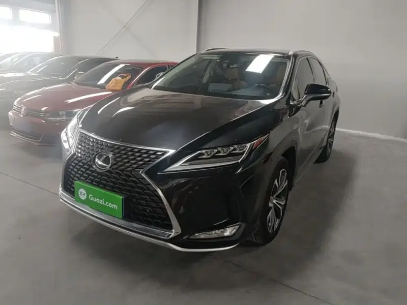 Lexus RX, 2021