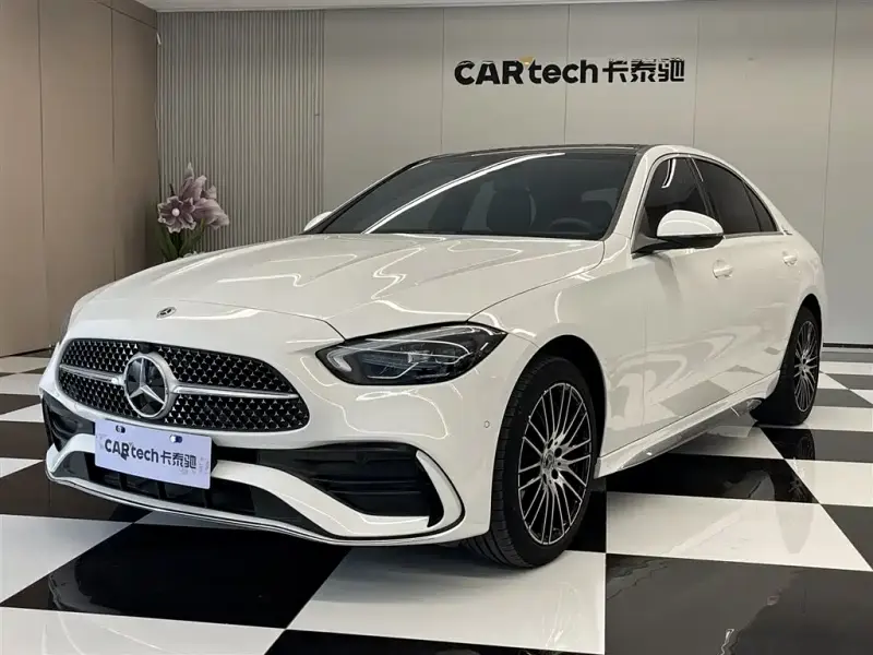 Mercedes-Benz C-Class, 2024