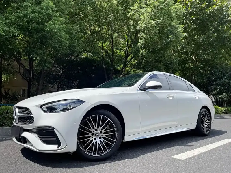 Mercedes-Benz C-Class, 2024
