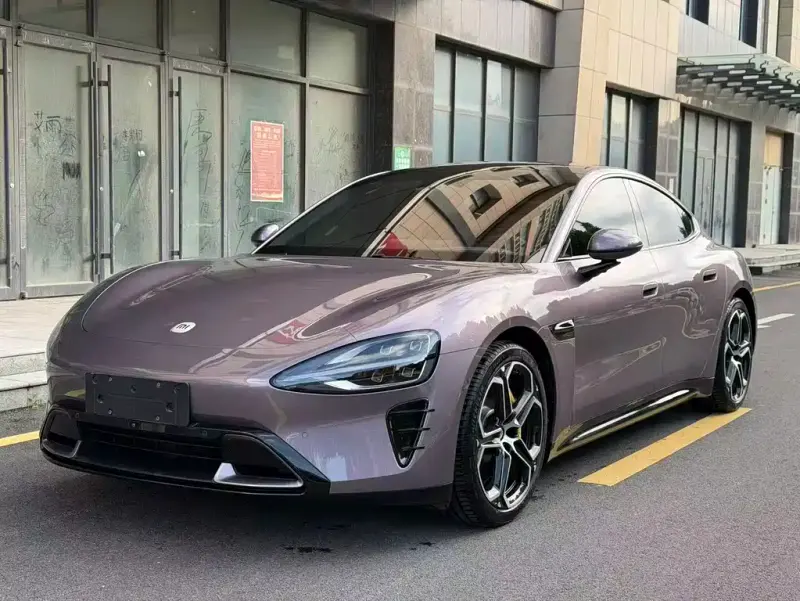 Xiaomi SU7, 2025