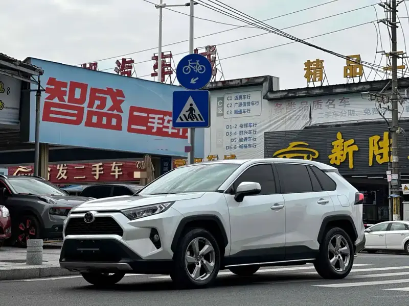 Toyota RAV4, 2022