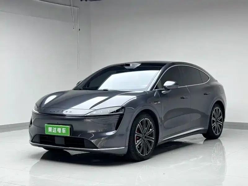 Luxeed Zhijie R7, 2025