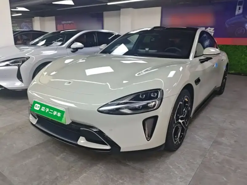 Xiaomi SU7, 2025