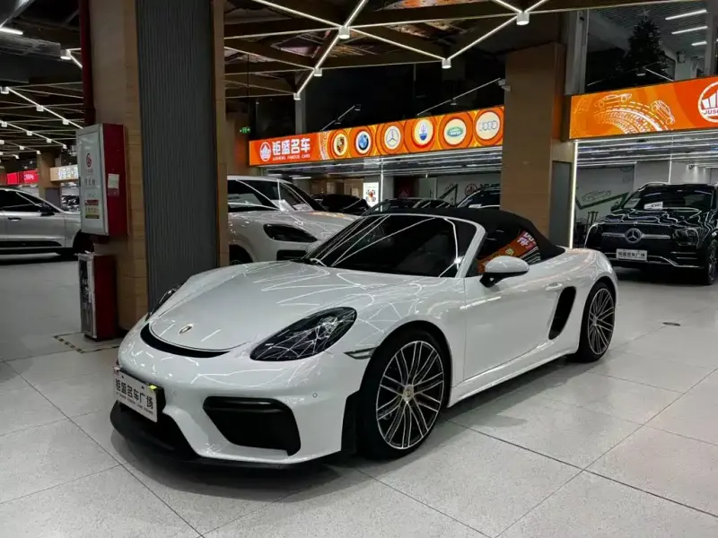 Porsche 718, 2017