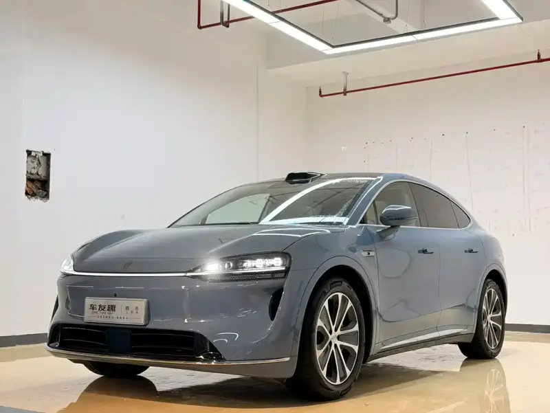 Luxeed Zhijie R7, 2025