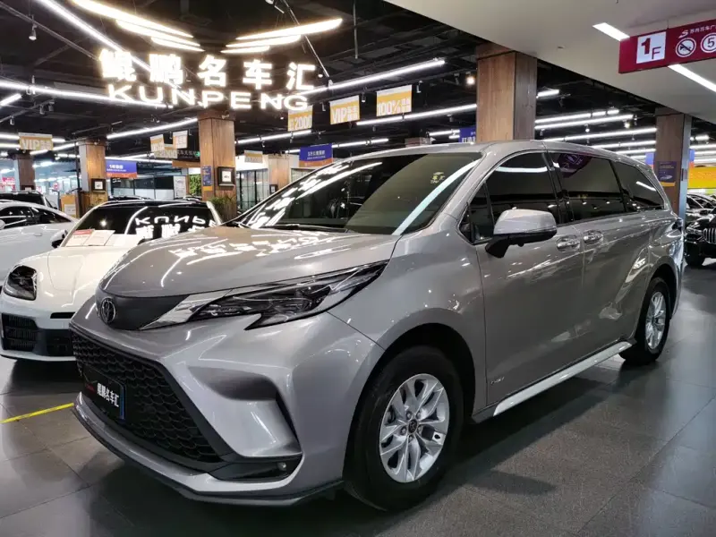 Toyota Granvia, 2025