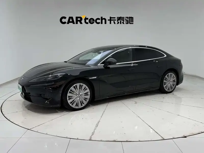 Denza Z9, 2025