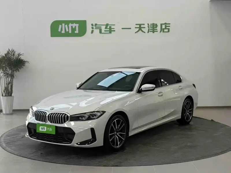 BMW 3 Series, 2023
