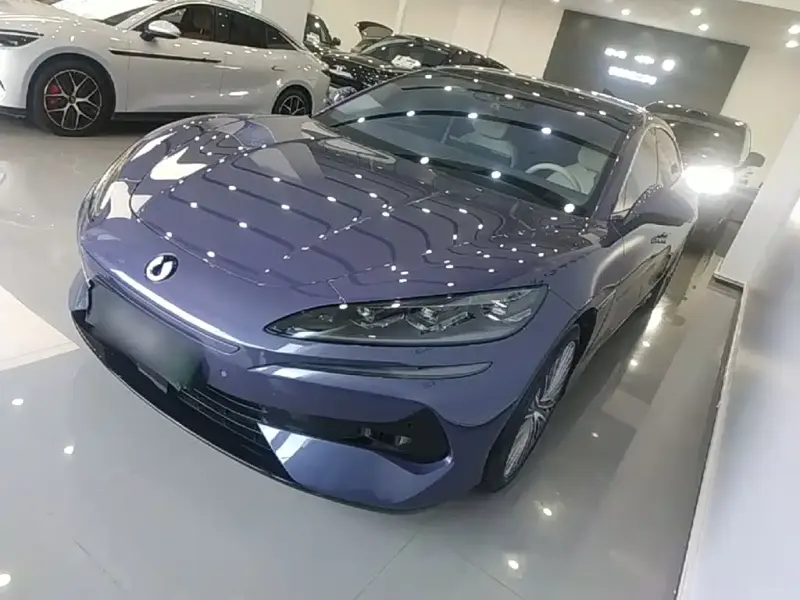 Denza Z9, 2025