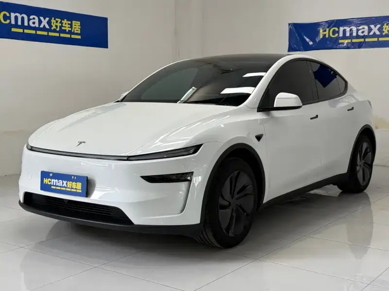 Tesla Model Y, 2026