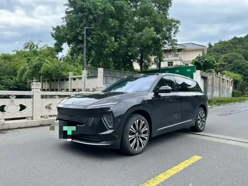 NIO ES8, 2023