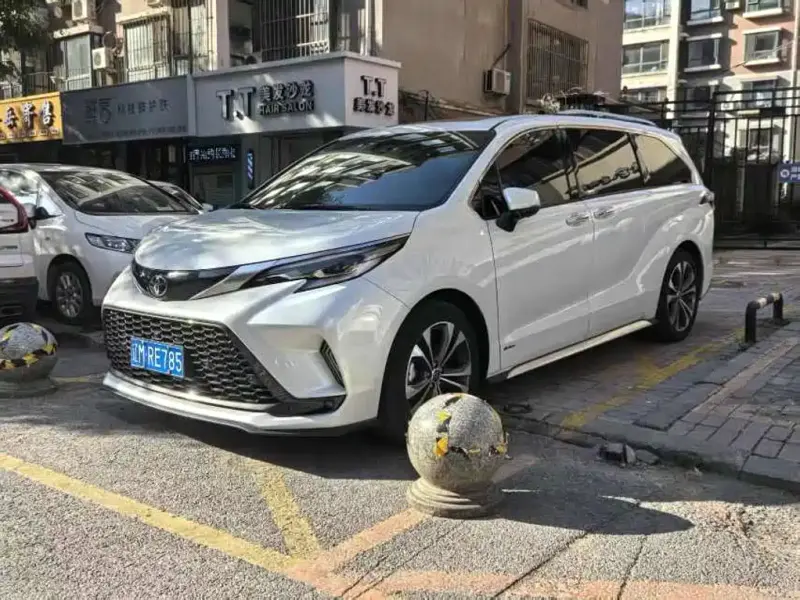 Toyota Granvia, 2024