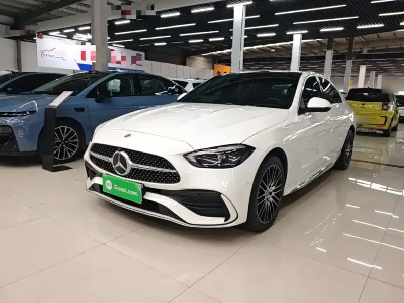 Mercedes-Benz C-Class, 2025