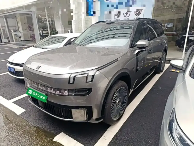 Lynk & Co 900, 2025