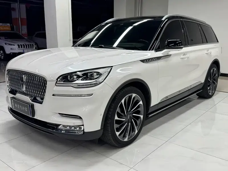 Lincoln Aviator, 2022