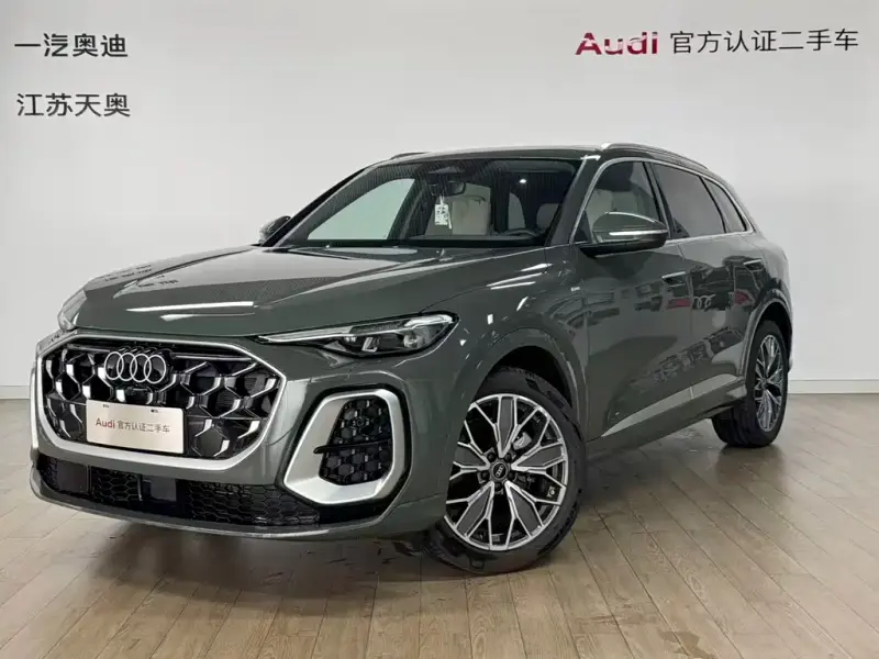 Audi Q5L, 2025