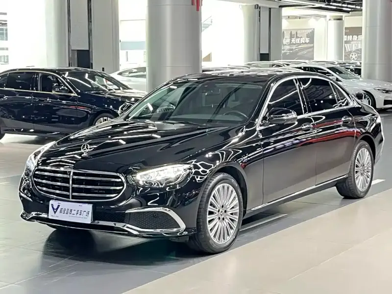 Mercedes-Benz E-Class, 2023 — фото 1